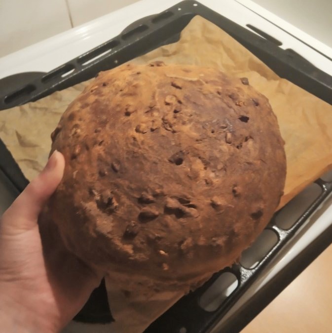 práce žáků 7. ročníku - pečení chleba.jpg